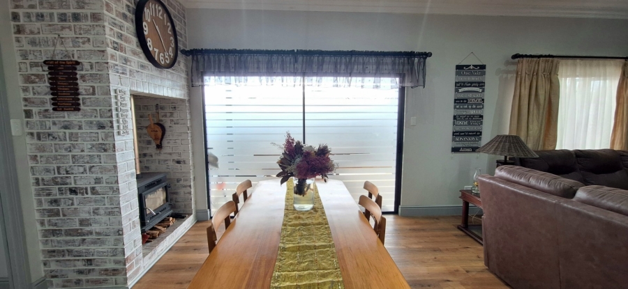 3 Bedroom Property for Sale in Albertinia Western Cape